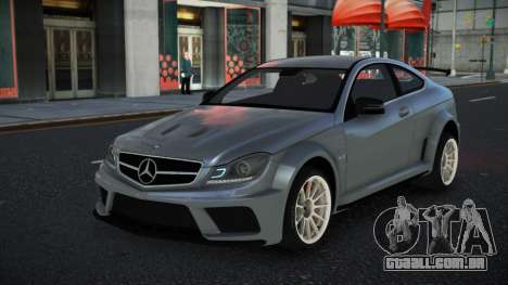 Mercedes-Benz C63 AMG Owan para GTA 4