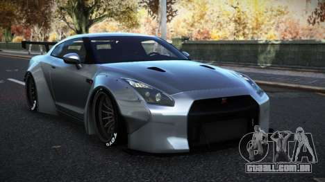 Nissan GT-R Qepqopax para GTA 4