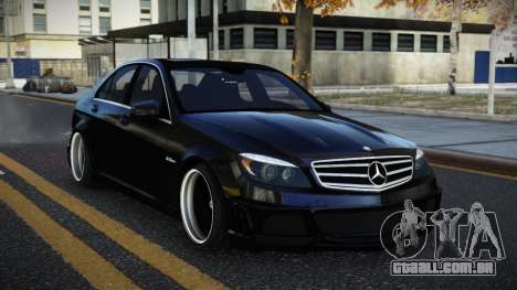 Mercedes-Benz C63 AMG Yazpocac para GTA 4