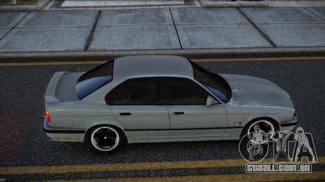 BMW M5 E34 Yarpa para GTA 4