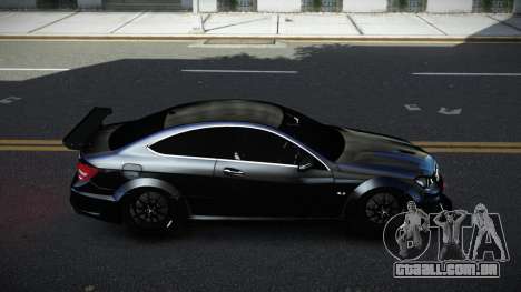 Mercedes-Benz C63 AMG Busosapud para GTA 4