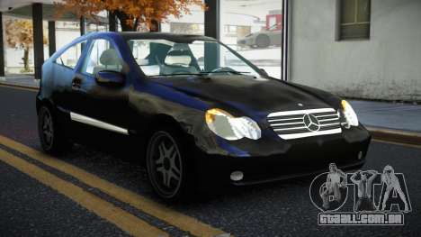 Mercedes-Benz C220 Bazyukuvo para GTA 4