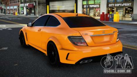 Mercedes-Benz C63 AMG Fabitolo para GTA 4