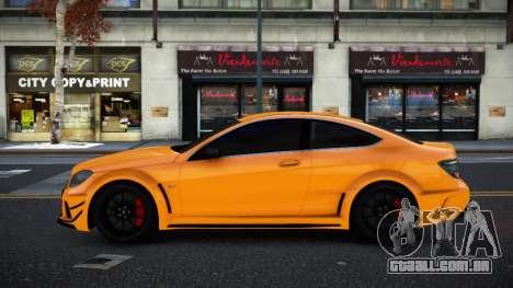 Mercedes-Benz C63 AMG Fabitolo para GTA 4