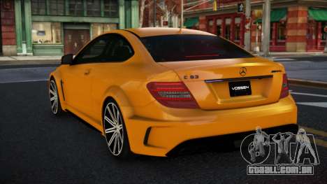 Mercedes-Benz C63 AMG Bona para GTA 4