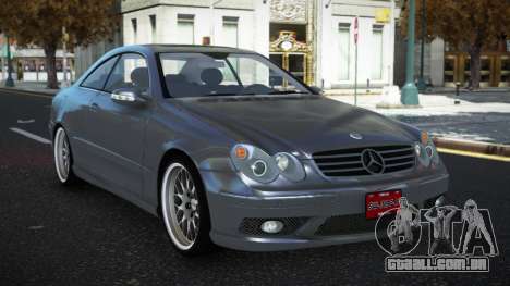 Mercedes-Benz CLK55 AMG Beuxa para GTA 4