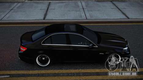 Mercedes-Benz C63 AMG Yazpocac para GTA 4