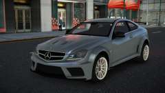 Mercedes-Benz C63 AMG Owan para GTA 4