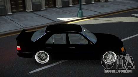 Mercedes-Benz E500 Visgeluw para GTA 4