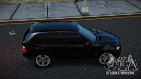 BMW X5 Poyi para GTA 4