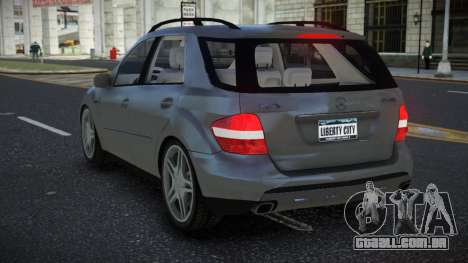 Mercedes-Benz ML63 AMG Xabecuqu para GTA 4