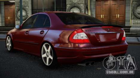 Mercedes-Benz E63 AMG Wokvoboh para GTA 4
