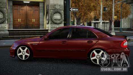 Mercedes-Benz E63 AMG Wokvoboh para GTA 4