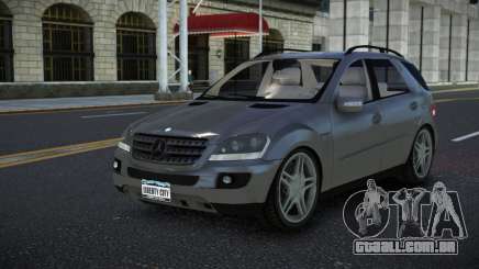 Mercedes-Benz ML63 AMG Xabecuqu para GTA 4