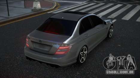 Mercedes-Benz C63 AMG Mivfibada para GTA 4