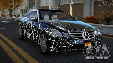 Mercedes-Benz E500 Ashah S5 para GTA 4