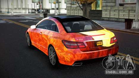 Mercedes-Benz E500 Ashah S3 para GTA 4