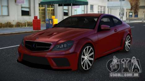 Mercedes-Benz C63 AMG Gopusa para GTA 4