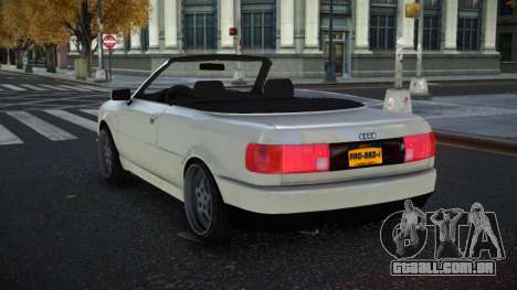 Audi 80 Luksiz para GTA 4