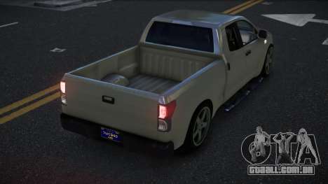 Toyota Tundra Ravixe para GTA 4
