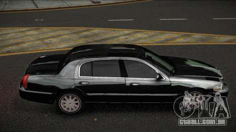 Lincoln Town Car Qolde para GTA 4