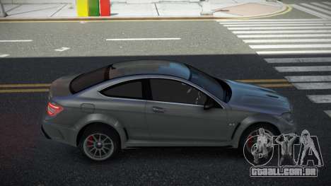 Mercedes-Benz C63 AMG Kinnoqef para GTA 4