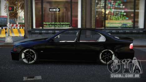 BMW 525 Xepgi para GTA 4