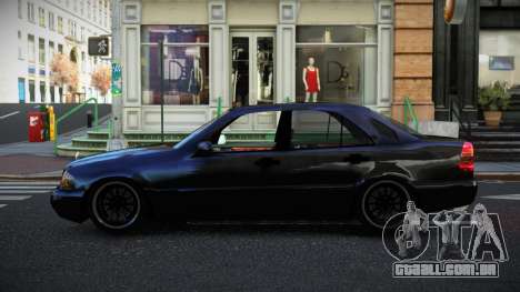 Mercedes-Benz C180 Qinxa para GTA 4