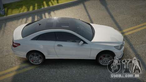 Mercedes-Benz E500 Exphia para GTA San Andreas