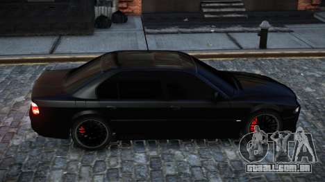 BMW 750i Sefi para GTA 4