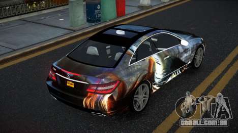 Mercedes-Benz E500 Ashah S6 para GTA 4