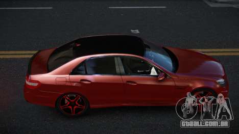 Mercedes-Benz E63 AMG Guju para GTA 4