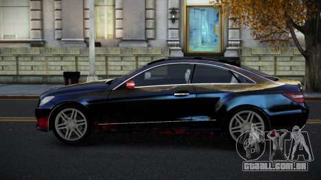 Mercedes-Benz E500 Ashah S10 para GTA 4