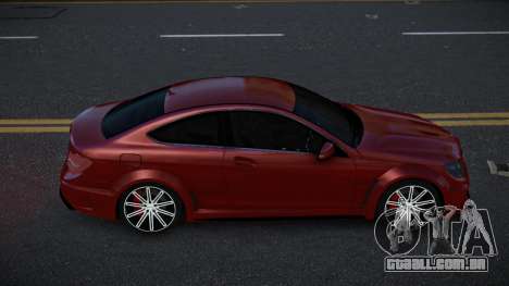 Mercedes-Benz C63 AMG Gopusa para GTA 4