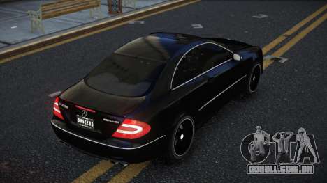 Mercedes-Benz CLK55 AMG Cuwetub para GTA 4