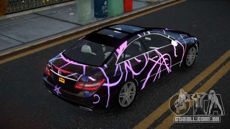 Mercedes-Benz E500 Ashah S9 para GTA 4