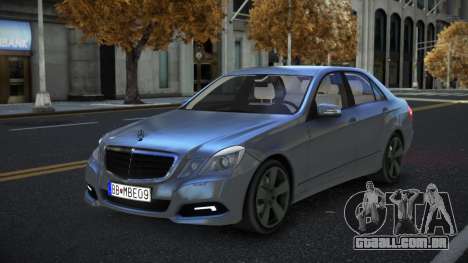 Mercedes-Benz E63 AMG Zodgeduxe para GTA 4