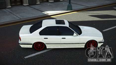 BMW M5 Sukro para GTA 4