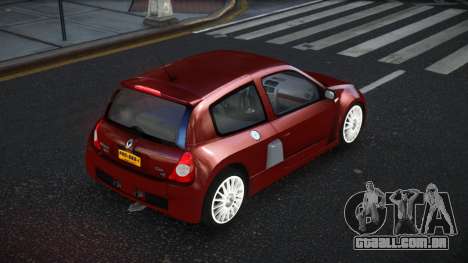 Renault Clio Lejerunip para GTA 4