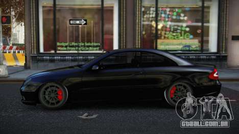 Mercedes-Benz CLK55 AMG Xeklin para GTA 4