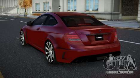Mercedes-Benz C63 AMG Gopusa para GTA 4