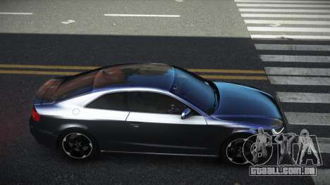Audi RS5 Numujeb para GTA 4