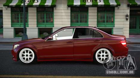 Mercedes-Benz C350 Qulaze para GTA 4