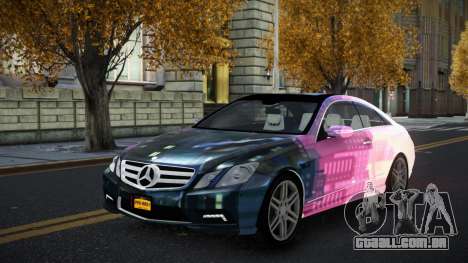 Mercedes-Benz E500 Ashah S2 para GTA 4