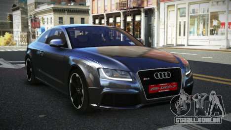 Audi RS5 Numujeb para GTA 4