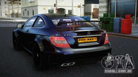 Mercedes-Benz C63 AMG Talces para GTA 4