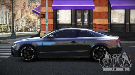 Audi RS5 Numujeb para GTA 4