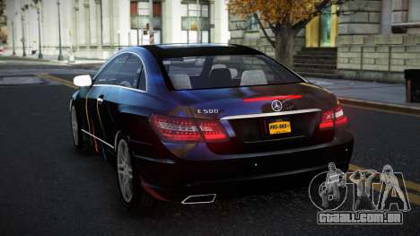 Mercedes-Benz E500 Ashah S12 para GTA 4