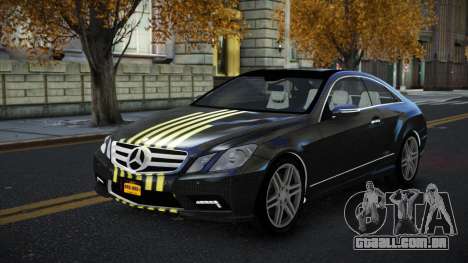 Mercedes-Benz E500 Ashah S11 para GTA 4