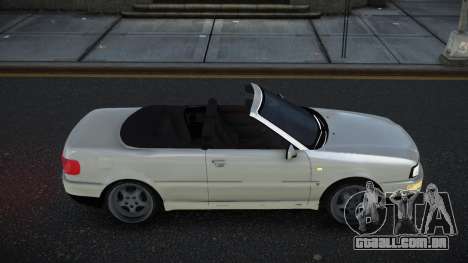 Audi 80 Luksiz para GTA 4